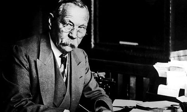 Arthur Conan Doyle